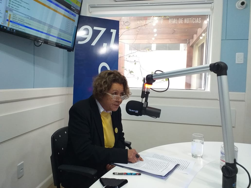 Candidata Vera Mayorca (PSOL) concede entrevista ao Giro Oceano