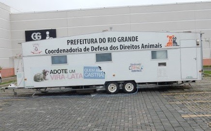 Meio Ambiente se manifesta sobre funcionamento do castramóvel em Rio Grande