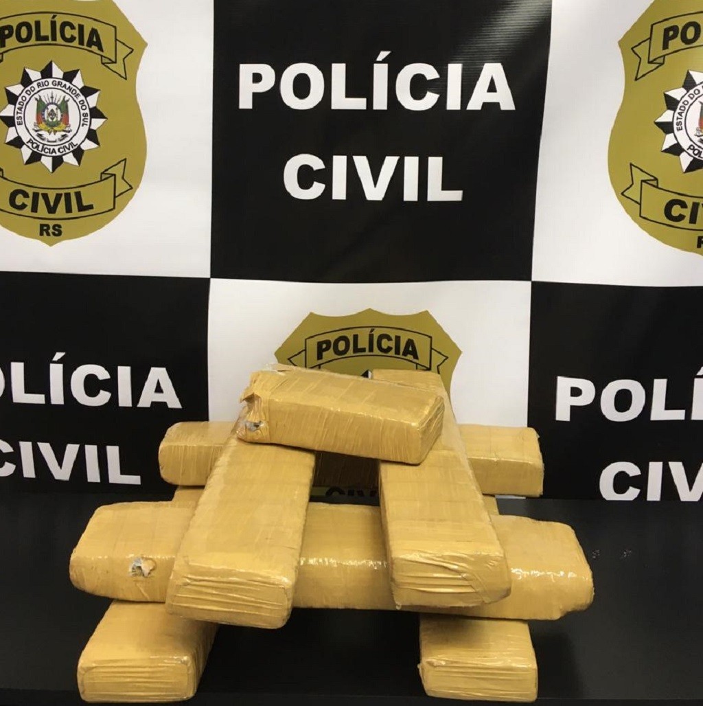 Polícia Civil prende mulher com mais de 8 quilos de maconha em Rio Grande