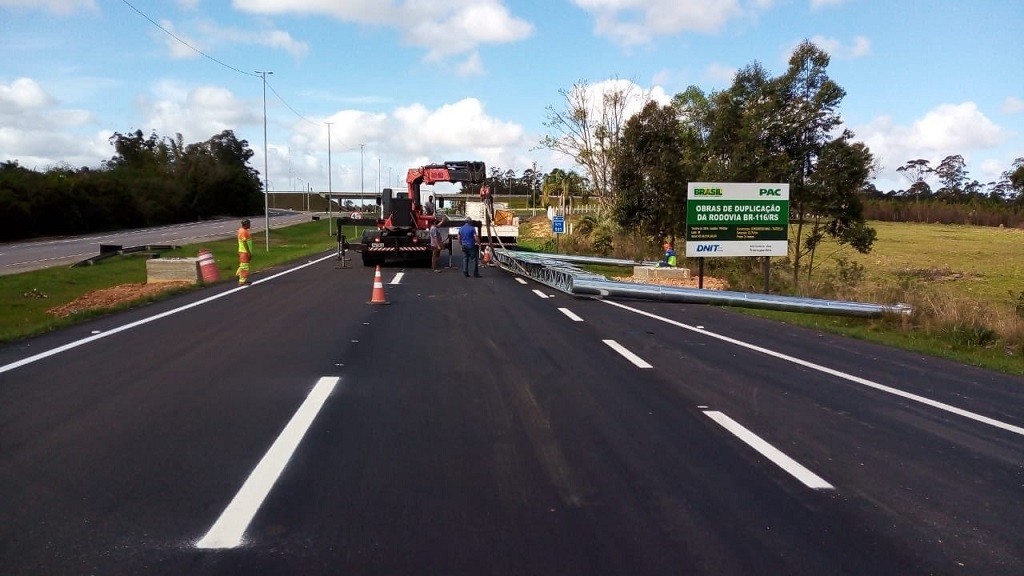 DNIT libera ao tráfego viaduto do Arroio do Padre na BR-116/RS