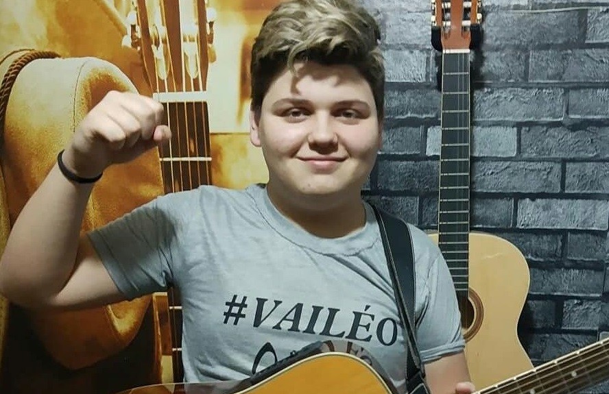 Leo Rangel está classificado para a semifinal do Musifama