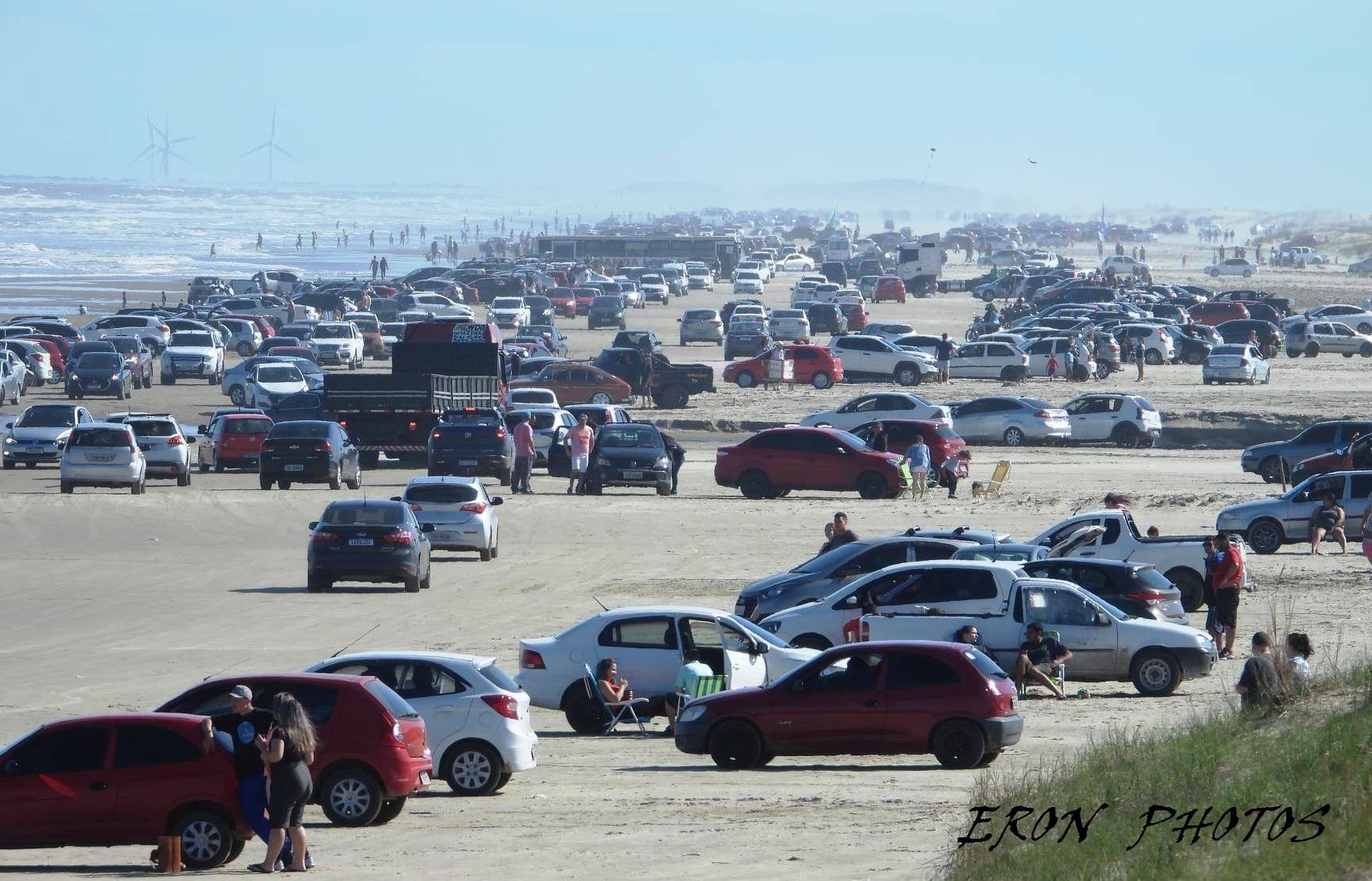 Mais de 40 mil pessoas estiveram na orla da Praia do Cassino no domingo, garante secretário