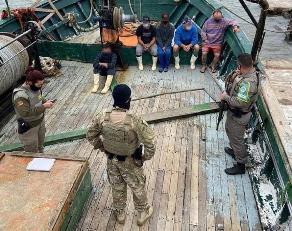 700 quilos de pescado são apreendidos em Rio Grande
