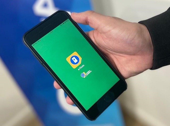  Eleitores têm até o próximo sábado (28) para baixar o aplicativo e-Título 