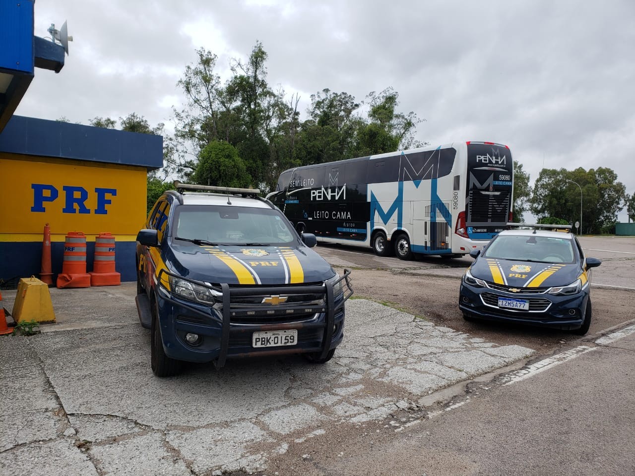 PRF prende criminoso armado com revólver belga em Pelotas
