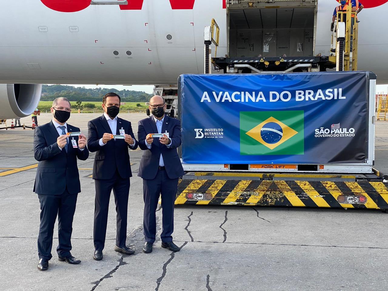 Mais uma remessa da Coronavac chega em São Paulo