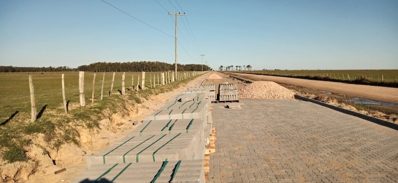 Executivo de SJN realiza obra na estrada de acesso à Praia do Mar Grosso