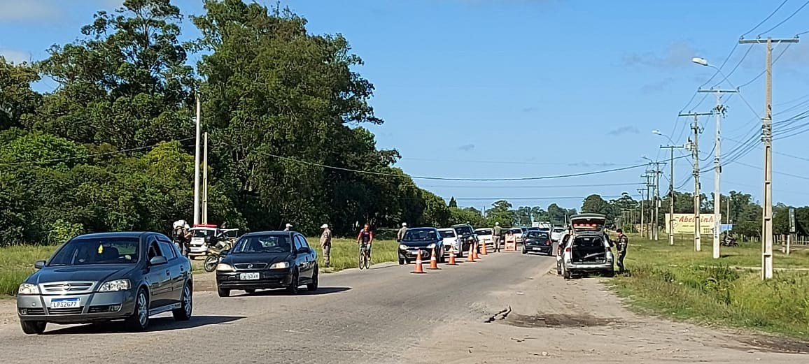 6º BPM realiza operação de trânsito em Rio Grande e São José do Norte