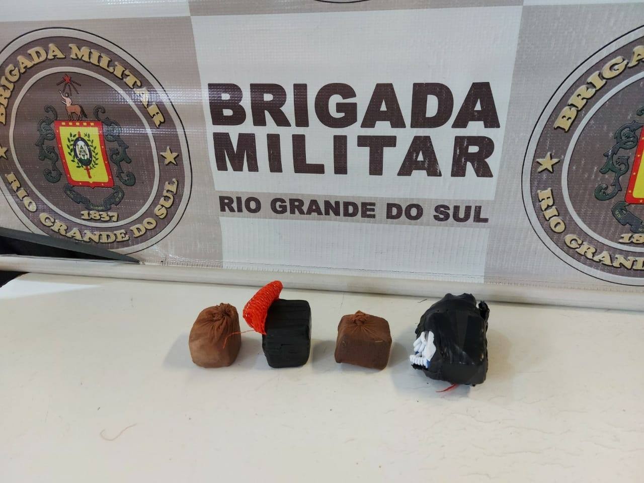 6° BPM apreende entorpecentes na Penitenciária de Rio Grande
