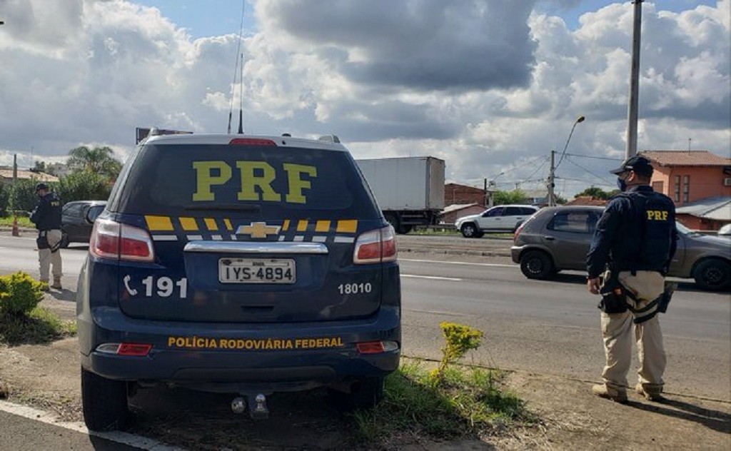Polícia Rodoviária Federal alerta para golpes envolvendo o nome da instituição