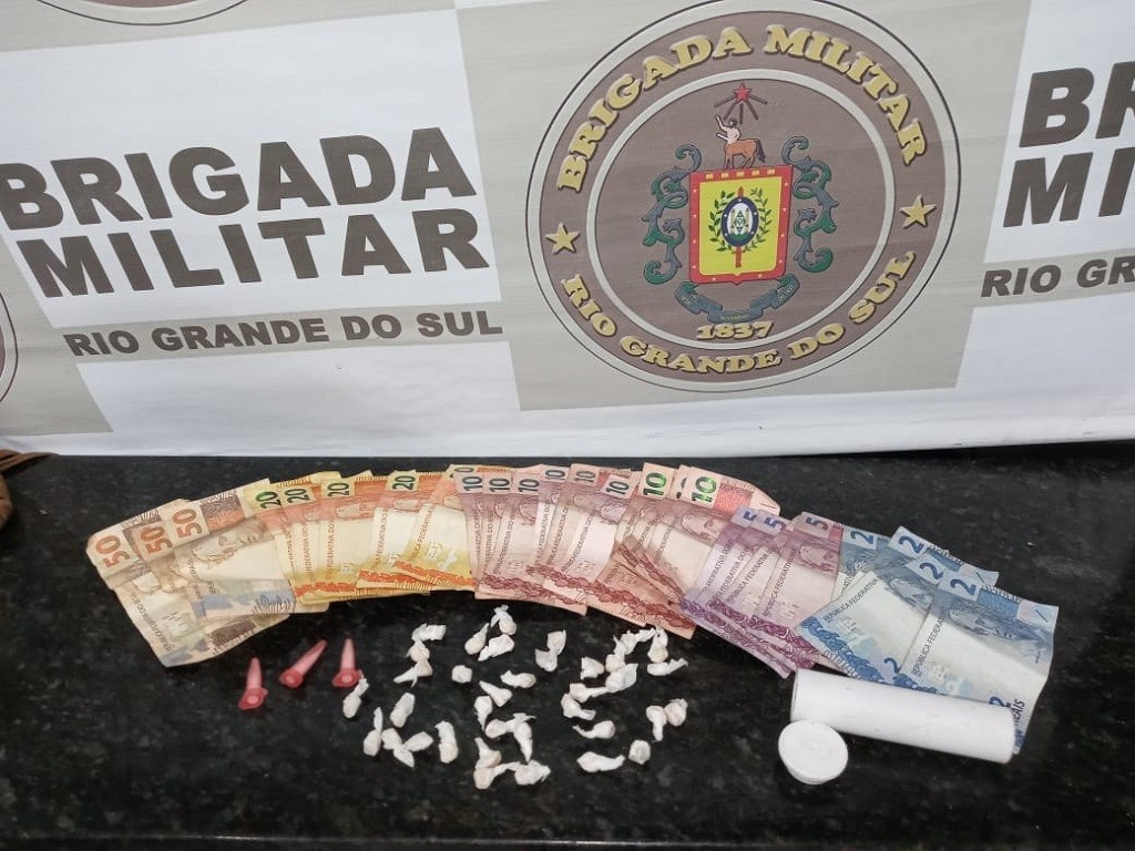 BM prende mulher por tráfico de entorpecentes em Rio Grande