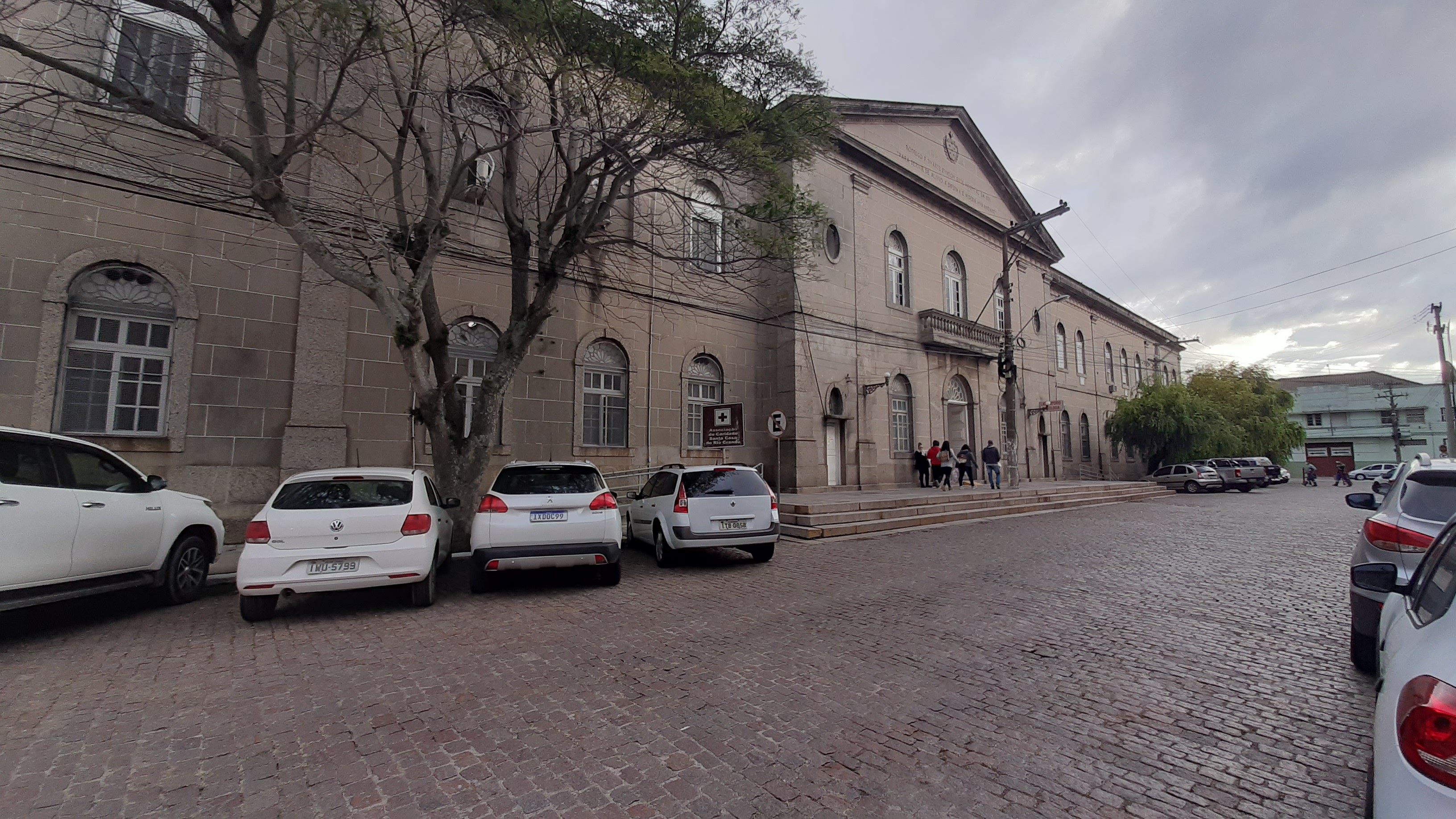 Santa Casa retoma campanha de arrecadação de EPIs para combate à Covid-19