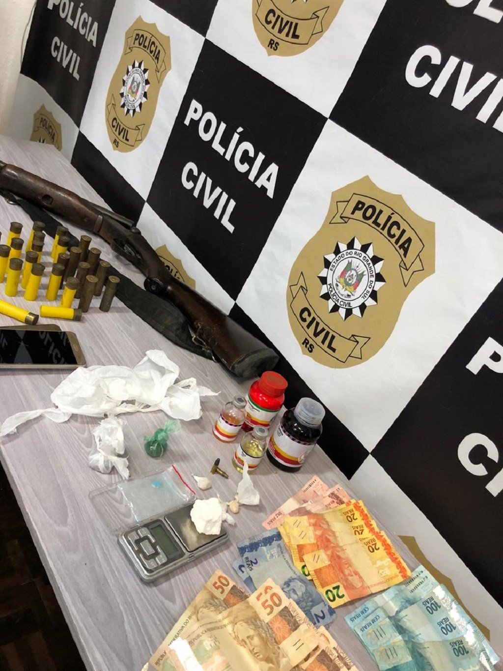 Polícia Civil prende traficante no Parque Guanabara