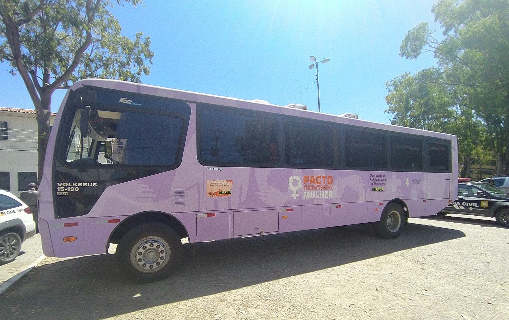 Passagem do Ônibus Lilás por Rio Grande contou com apoio e articulação da Coordenadoria das Mulheres