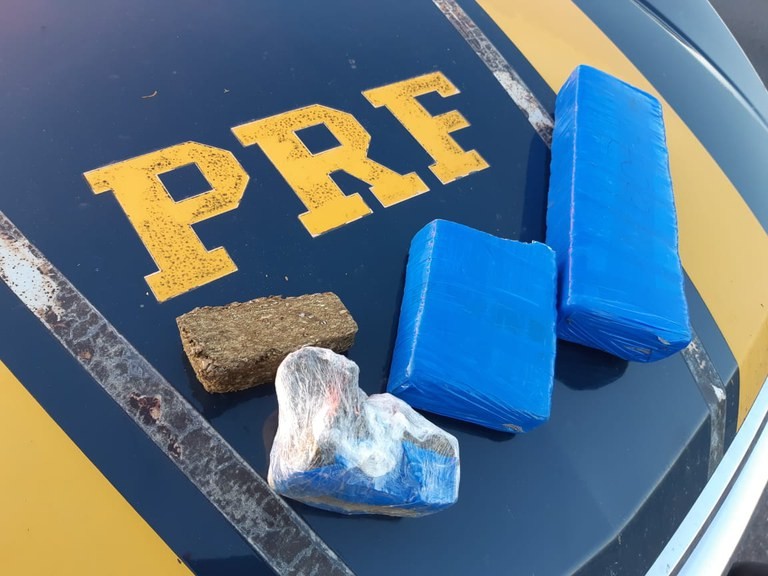 PRF prende família com maconha em frente ao presídio de Rio Grande