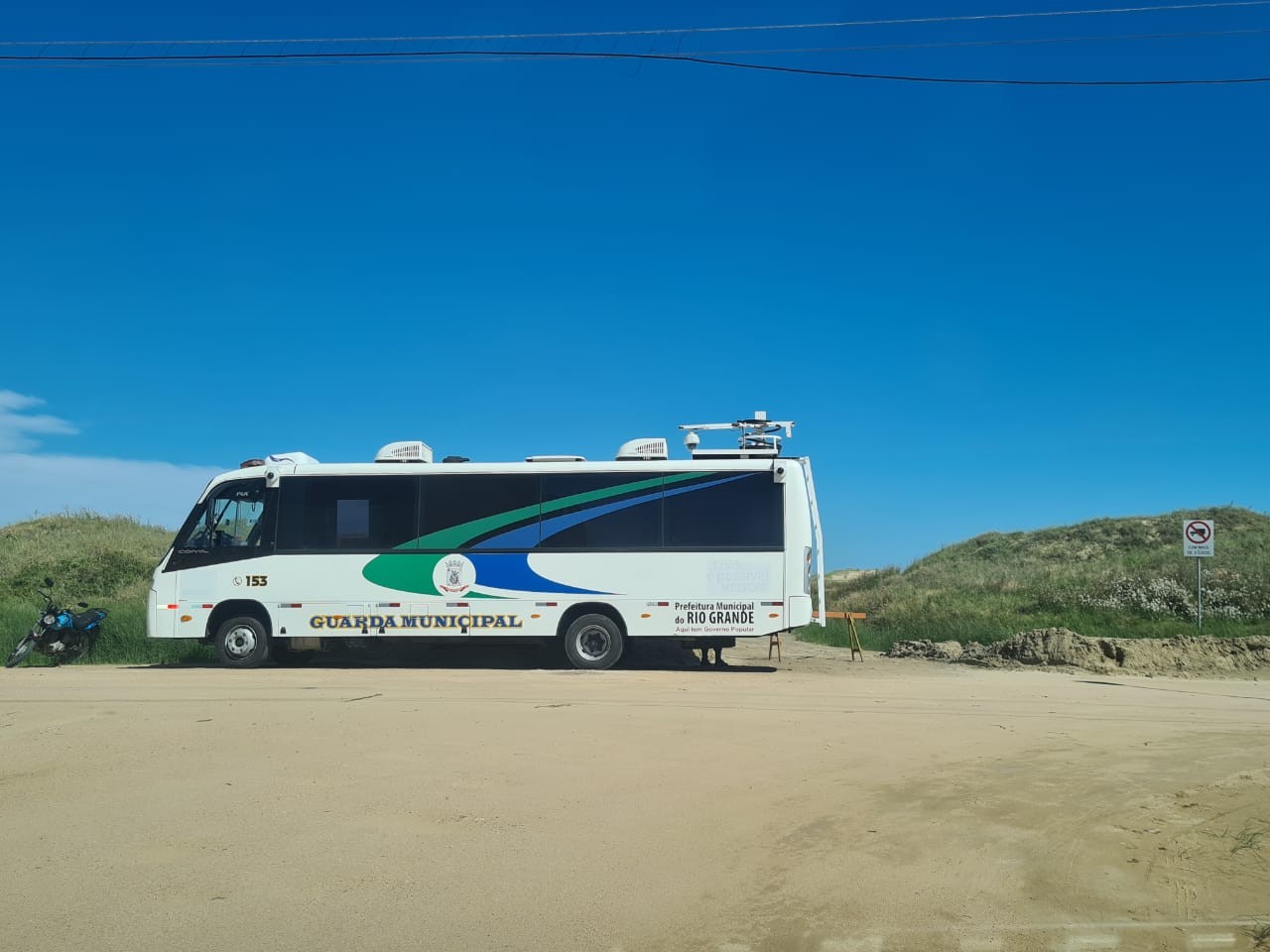 Prefeitura libera a entrada e permanência de veículos na Praia do Cassino