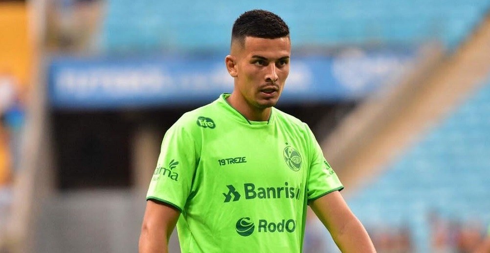 São Paulo anuncia meia-atacante Dionas Bruno 
