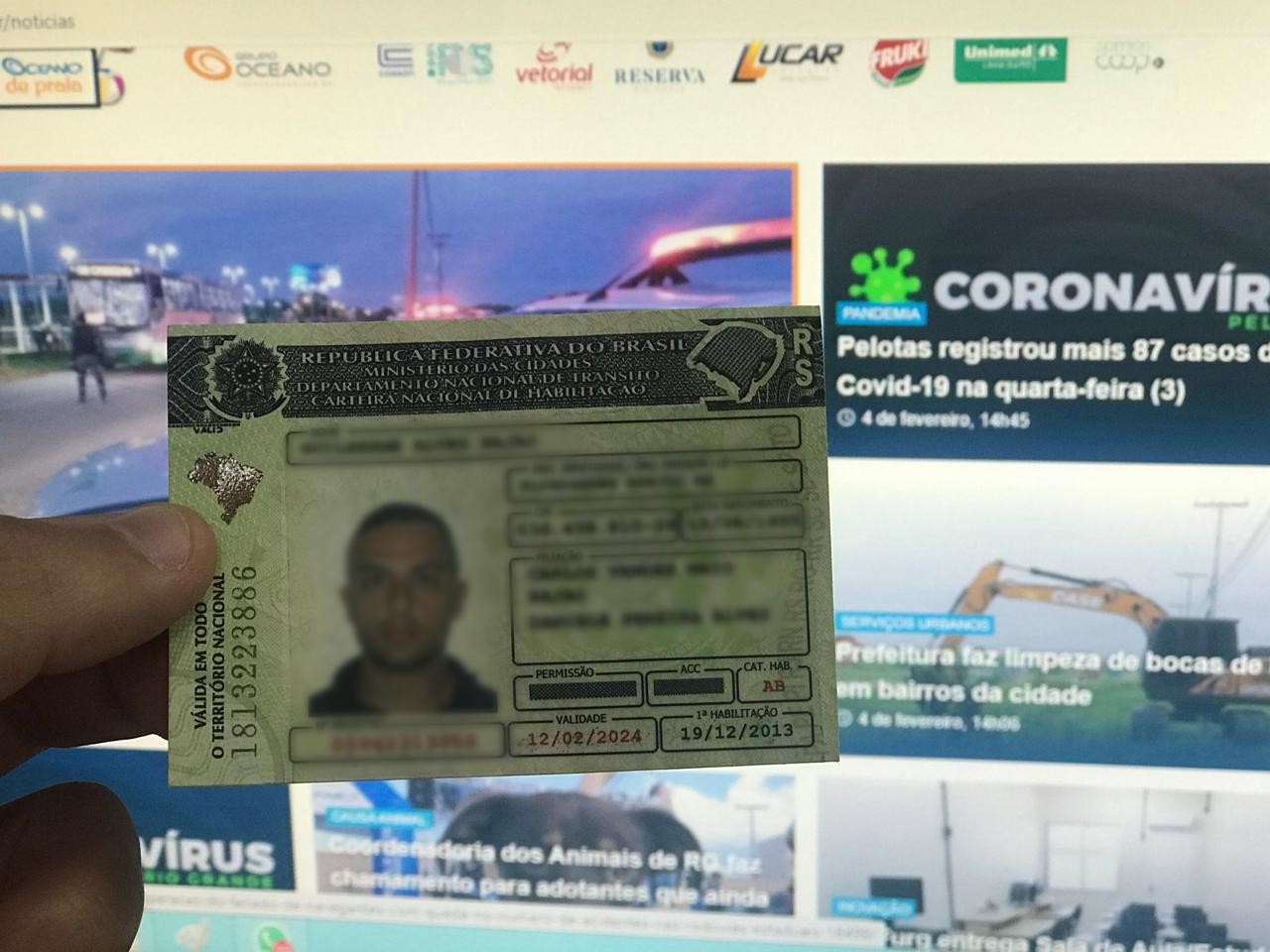 Taxas para tirar ou renovar CNH no RS sofrem aumento; saiba os valores