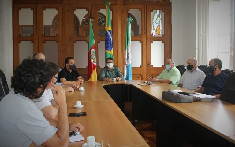 Prefeitura e Embrapa discutem a implementação de projetos em Rio Grande