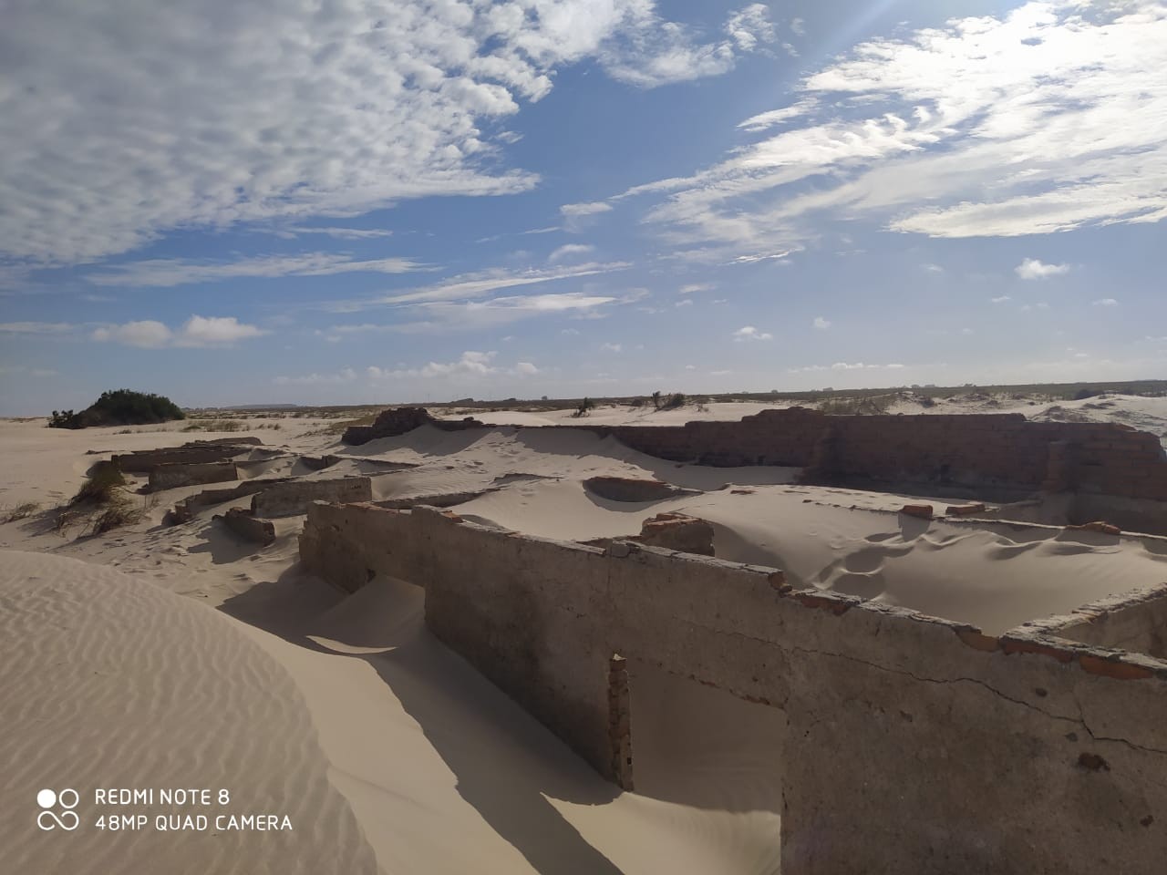 Hotel El Aduar - um silêncio histórico soterrado nas dunas da Praia do Cassino