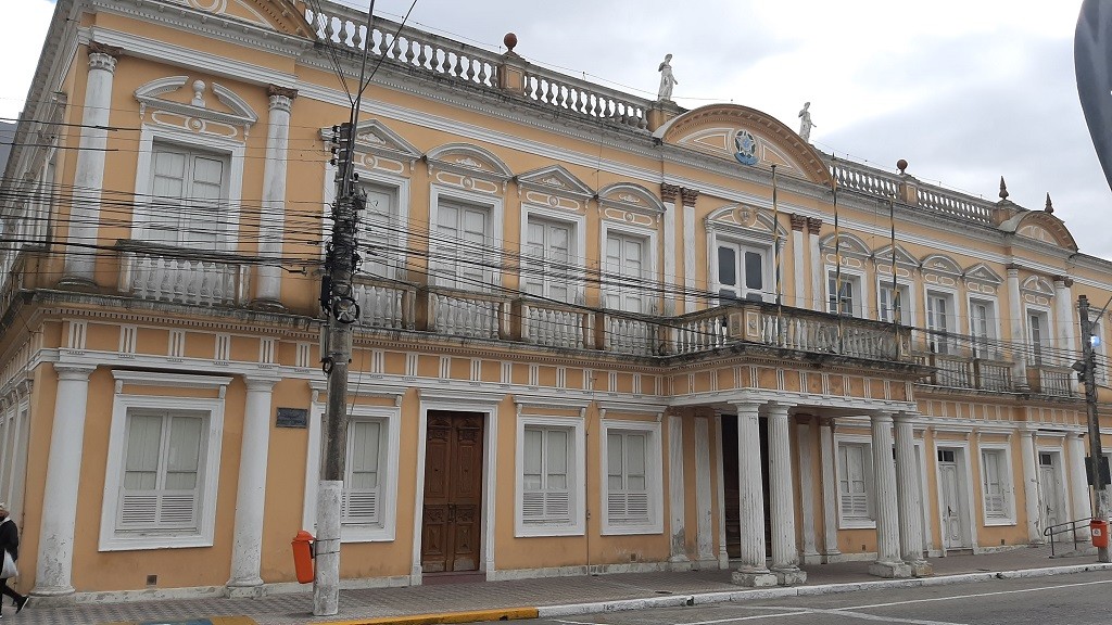 Prefeitura autoriza retorno das atividades na rede privada de ensino
