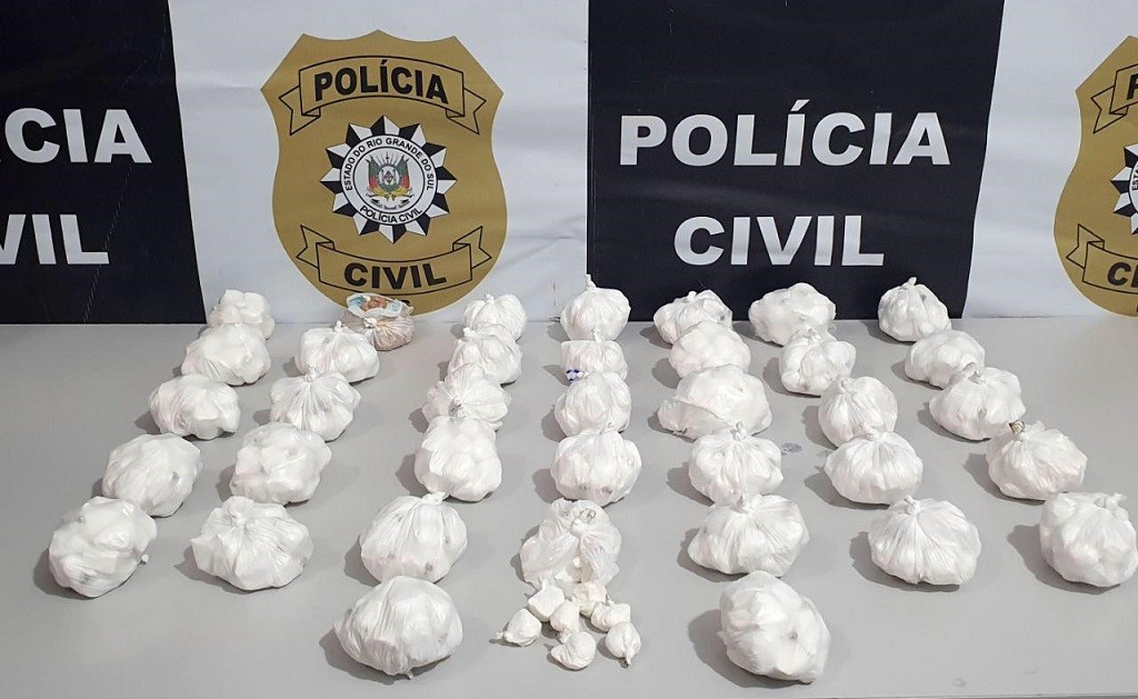 Polícia Civil apreende adolescente por tráfico de drogas no bairro São Miguel