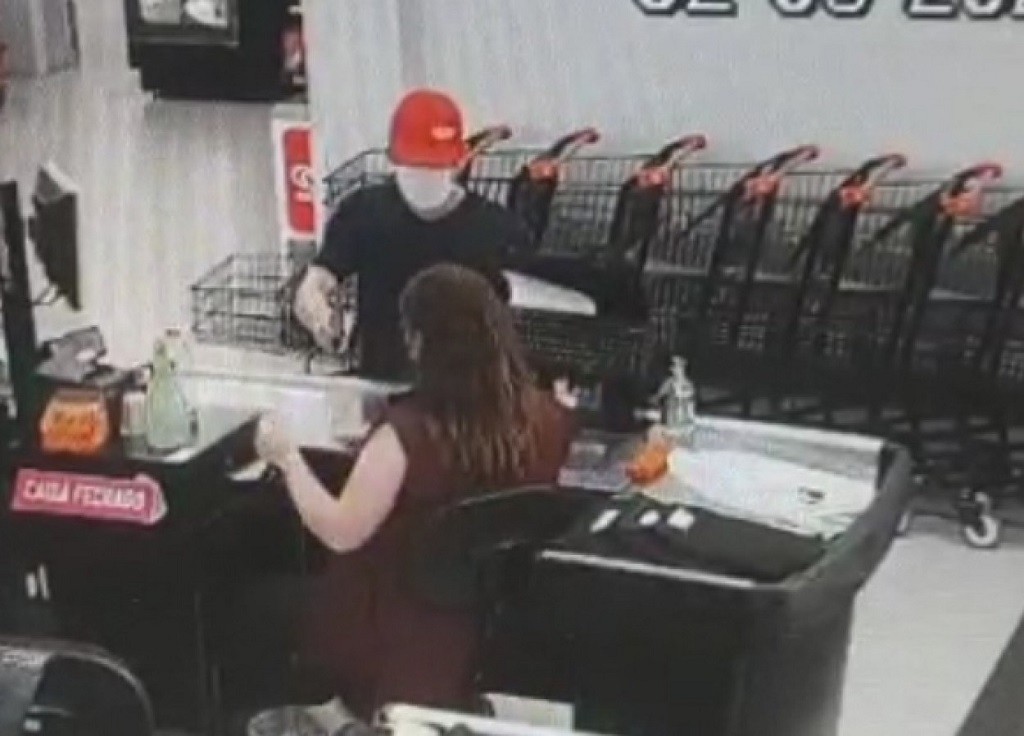 Padre é preso após praticar três assaltos em Passo Fundo