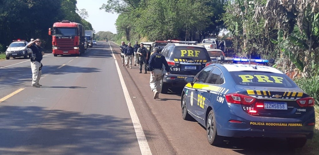 PRF e BM prendem detentos descumprindo prisão domiciliar em Capão do Leão