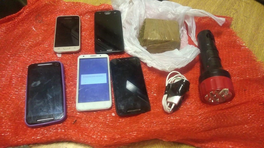 Homem foge após arremessar objetos ilícitos para o interior da Penitenciária Estadual do Rio Grande