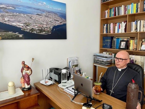 Vida e família são temas abordados pelo bispo Dom Ricardo Hoepers em assembleia na CNBB