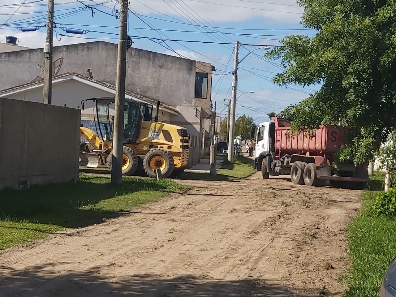 Secretário de Controle e Serviços Urbanos fala sobre a coleta de lixo, falta de iluminação e buracos nas vias de Rio Grande
