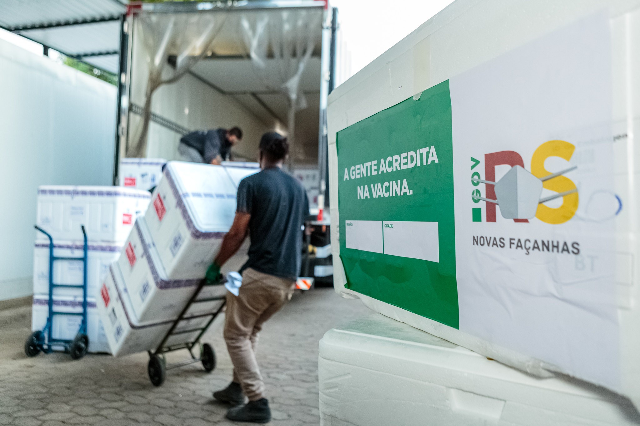 Rio Grande recebe no final de semana mais 8.030 doses de vacinas contra a Covid-19