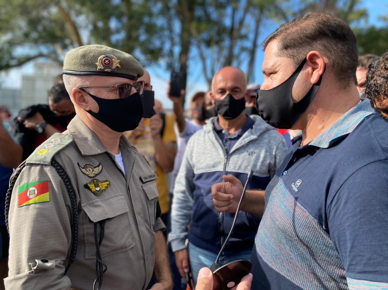 'Essa situação será resolvida ainda hoje', garante comandante do 6º BPM sobre paralisação do transporte coletivo