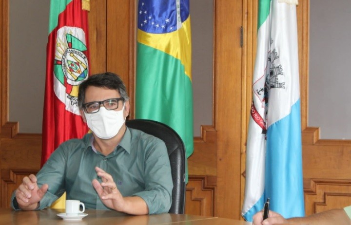 Fábio Branco sanciona lei que altera isenções do sistema de transporte público por conta da pandemia da Covid-19
