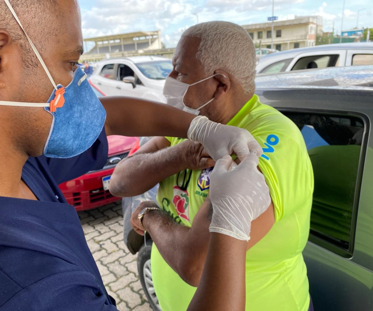 Prefeitura anuncia 'Dia D' de vacinação contra a Covid-19 para idosos de 65 anos ou mais