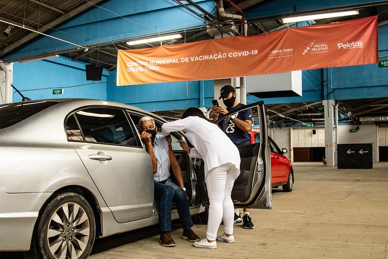 Pelotas é o município do interior que mais vacina contra Covid-19