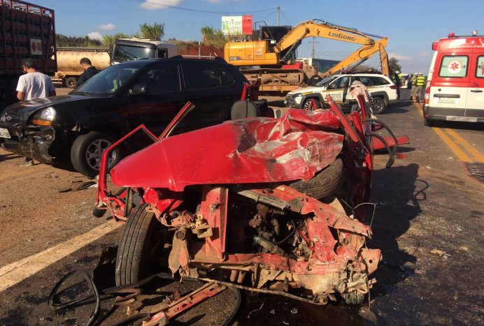 Com problemas psicológicos, mãe provoca acidente para tentar matar a própria filha na BR-386 em Lajeado