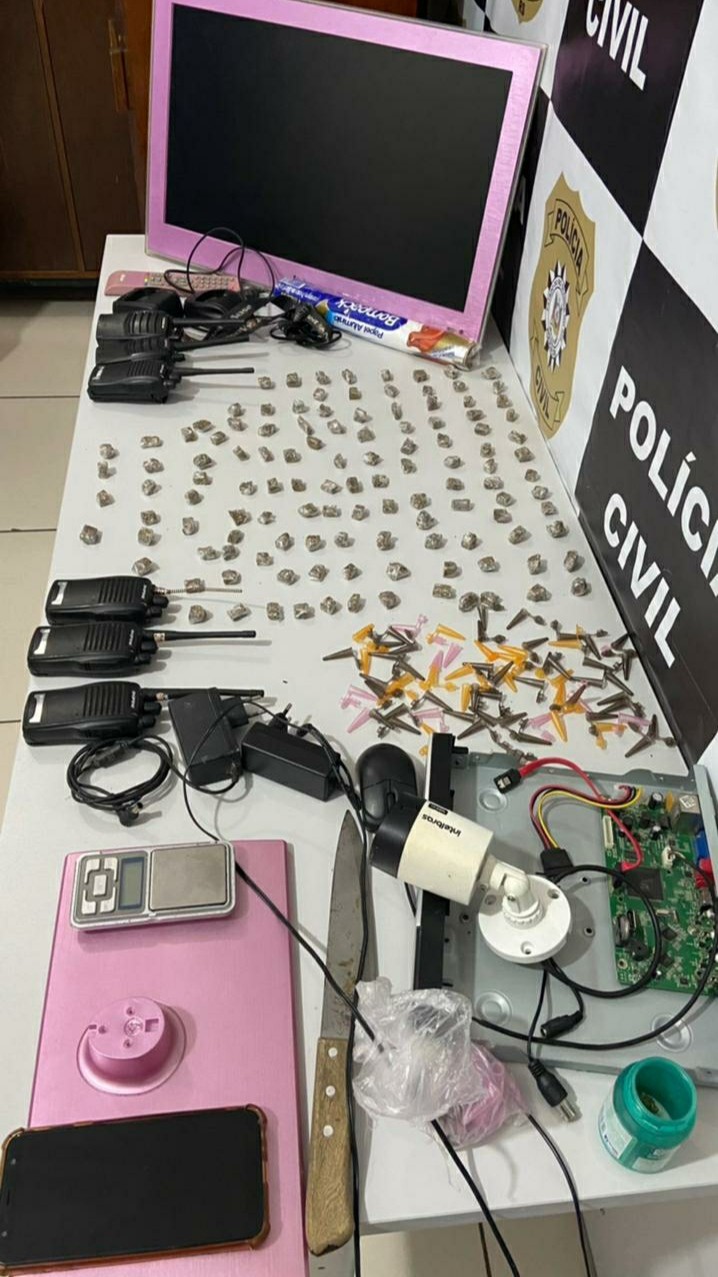Polícia Civil apreende drogas em condomínio no bairro São João, em Rio Grande