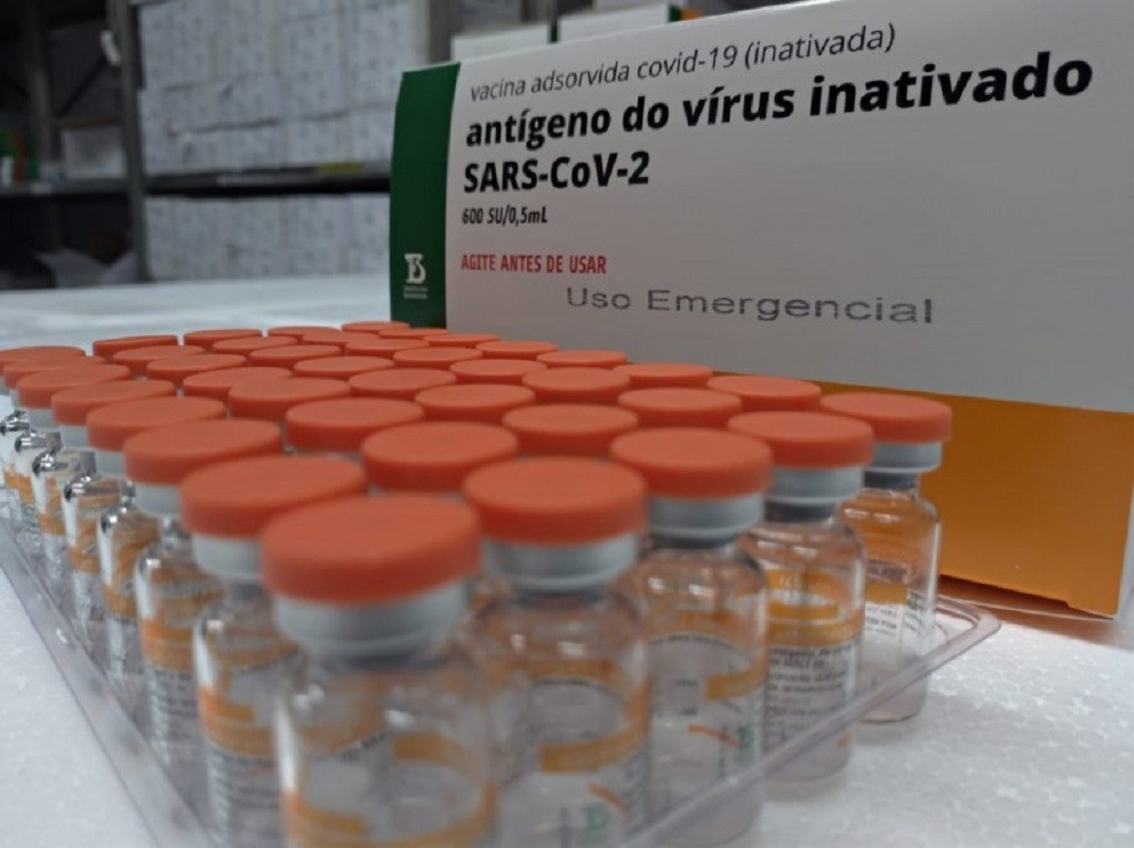 Vacinação contra a Covid-19 é interrompida em São José do Norte por esgotamento de doses