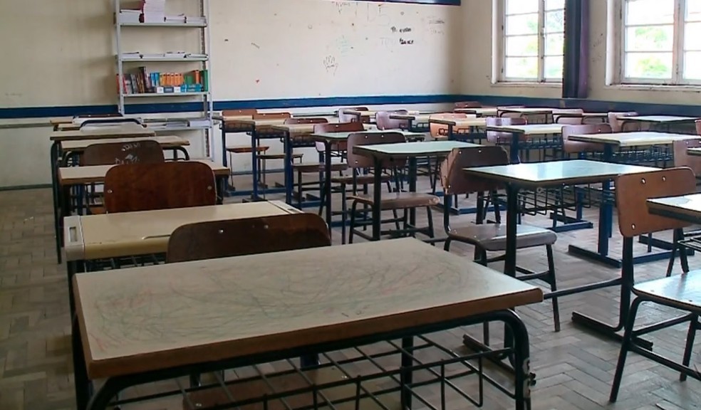 Domingo é marcado por disputas jurídicas para a retomada das aulas presenciais no RS