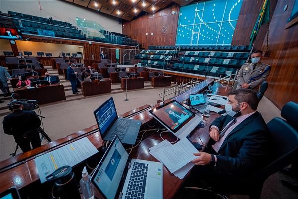 PEC que elimina plebiscito para vender a Corsan é aprovada em primeiro turno