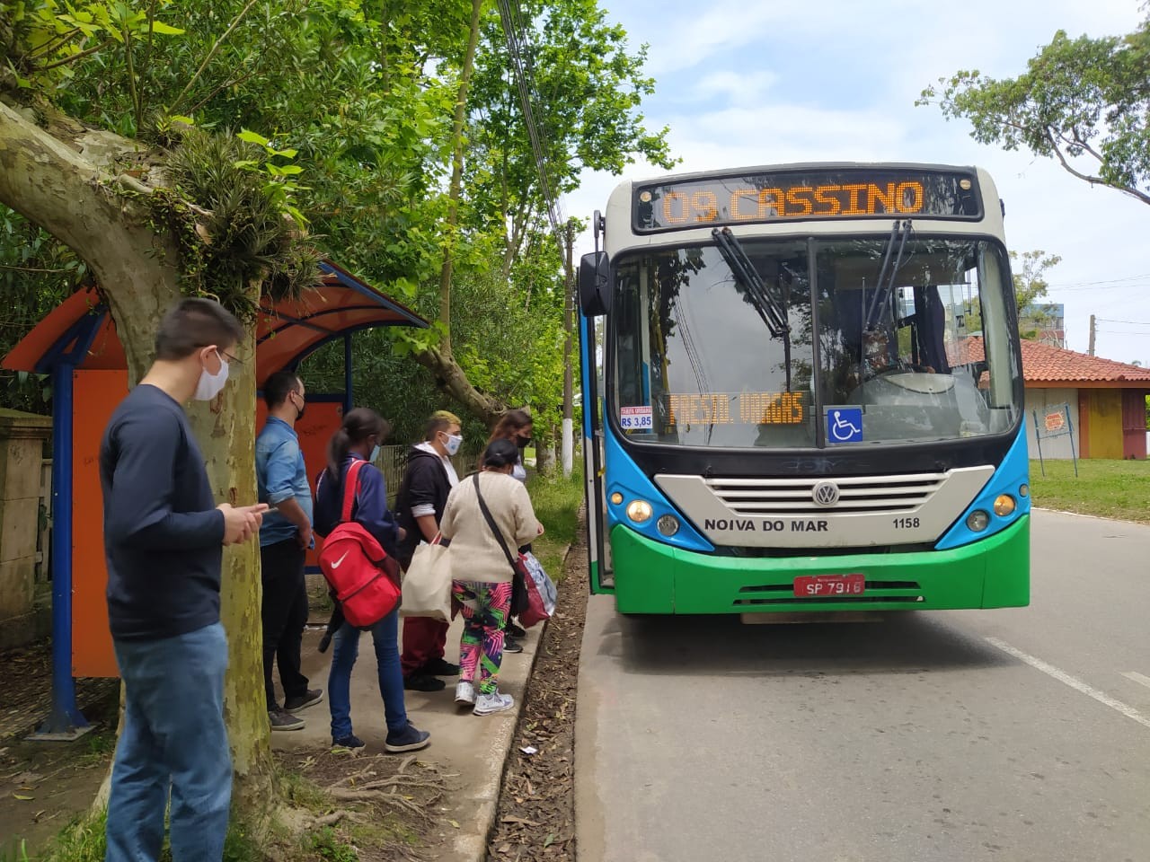 Ônibus da Noiva do Mar voltam a circular após manifestação de trabalhadores