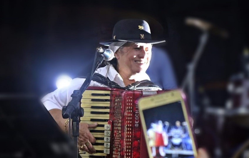 Cantora gaúcha Berenice Azambuja morre aos 69 anos
