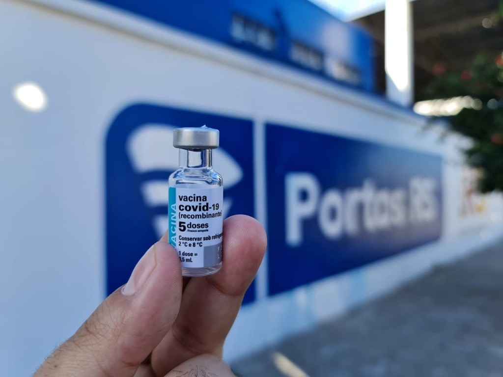 Mais de 3 mil portuários receberam a primeira dose da vacina contra a Covid-19