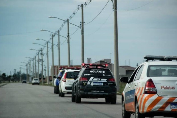 Festa clandestina é interrompida em Pelotas durante o final de semana