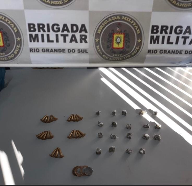 6° BPM apreende adolescente por tráfico de entorpecentes em Rio Grande