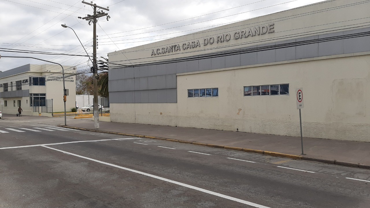 Santa Casa confirma transferência de pacientes com Covid-19 para quinta-feira (17)