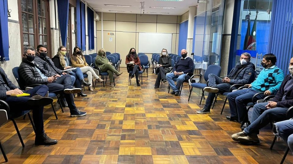 Diretoria da CDL se reúne para debater melhorias para o setor comercial
