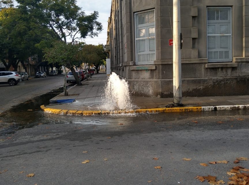 Corsan expurga água potável após manutenção na estação de tratamento