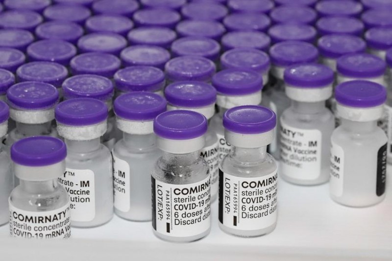 Secretaria da Saúde distribui vacinas da Pfizer para cerca de 400 municípios nesta segunda (24)
